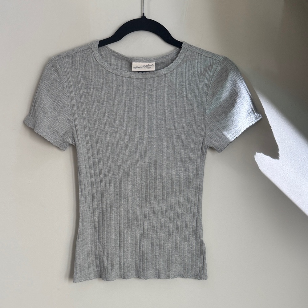 Universal Thread Light Gray Ribbed Short Sleeve Top